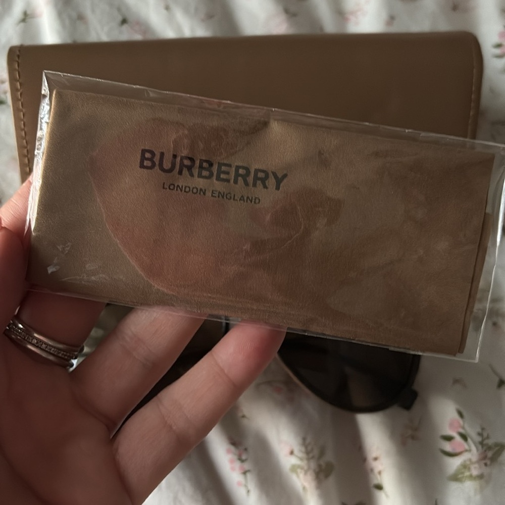 Burberry Brown Aviator Sunglasses - Picture 7 of 12